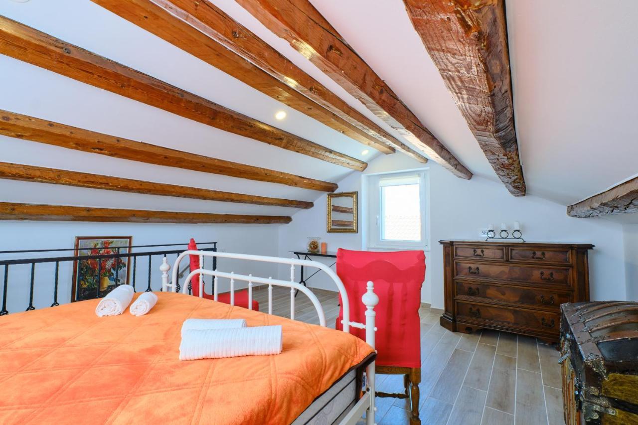 Apartment Kaleta Sveti Jakov